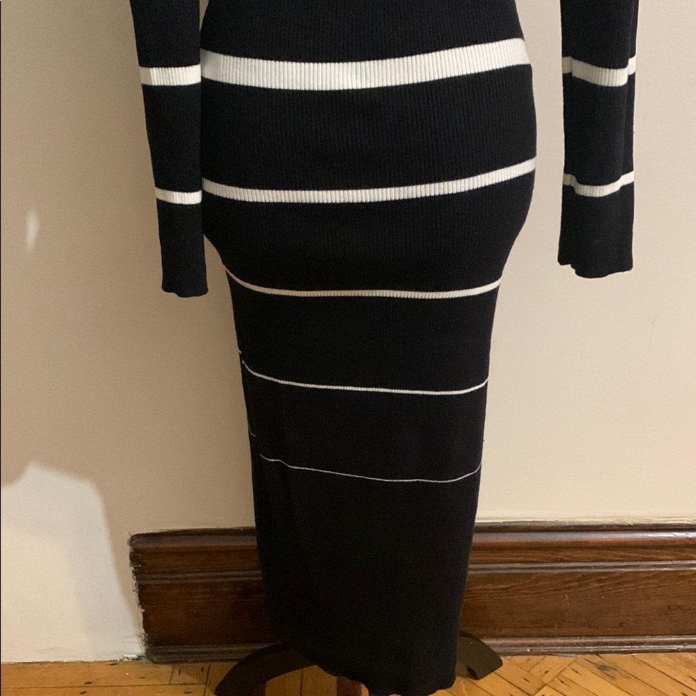 Forever 21 White and Black Mock Neck Long Sleeve Dress - Picture 7 of 9